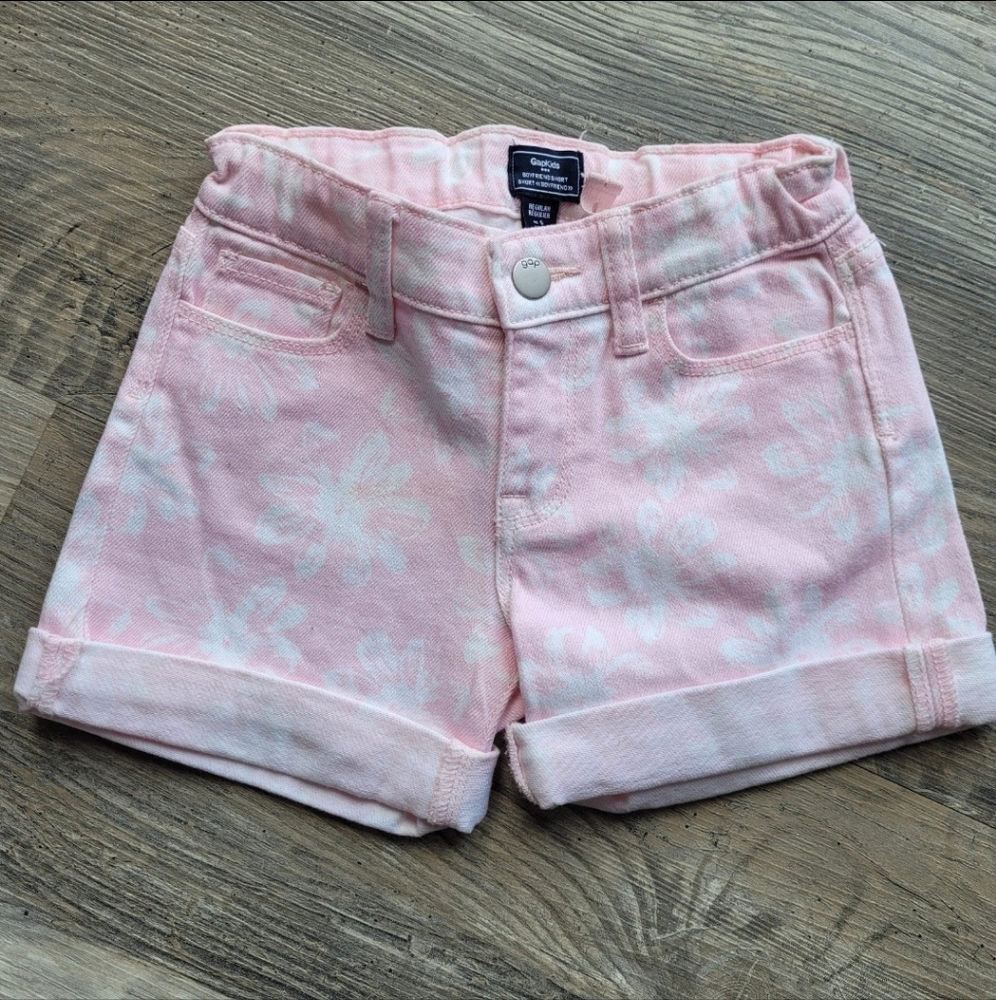 Gap Pink Flower Summer Shorts